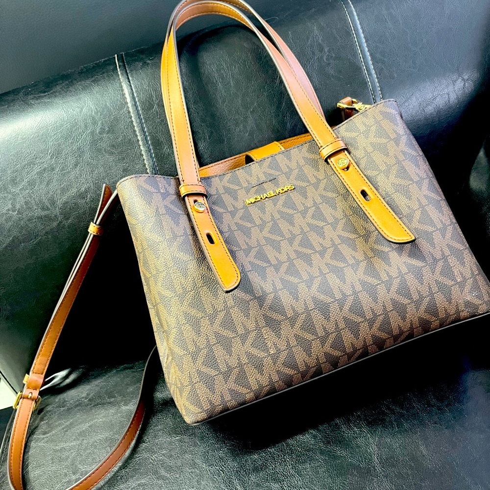 Michael Kors Mel Brown Luggage Small Tote